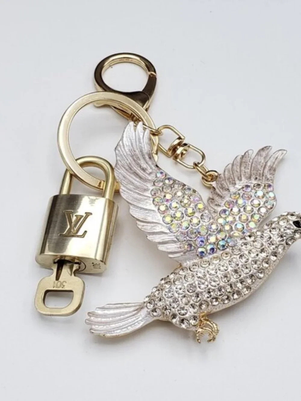 LV Gold Padlock & Key 🔒 Authentic Louis Vuitton Bag Unbranded Dove Charm